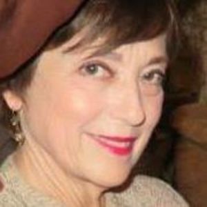 Meet your Posher, Claudia